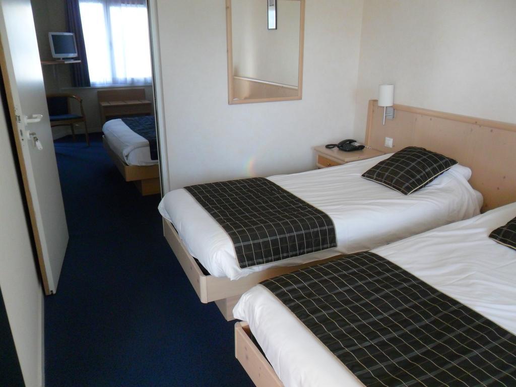 Hotel L'Oceane Angers Parc Expo Verrieres-en-Anjou Rom bilde